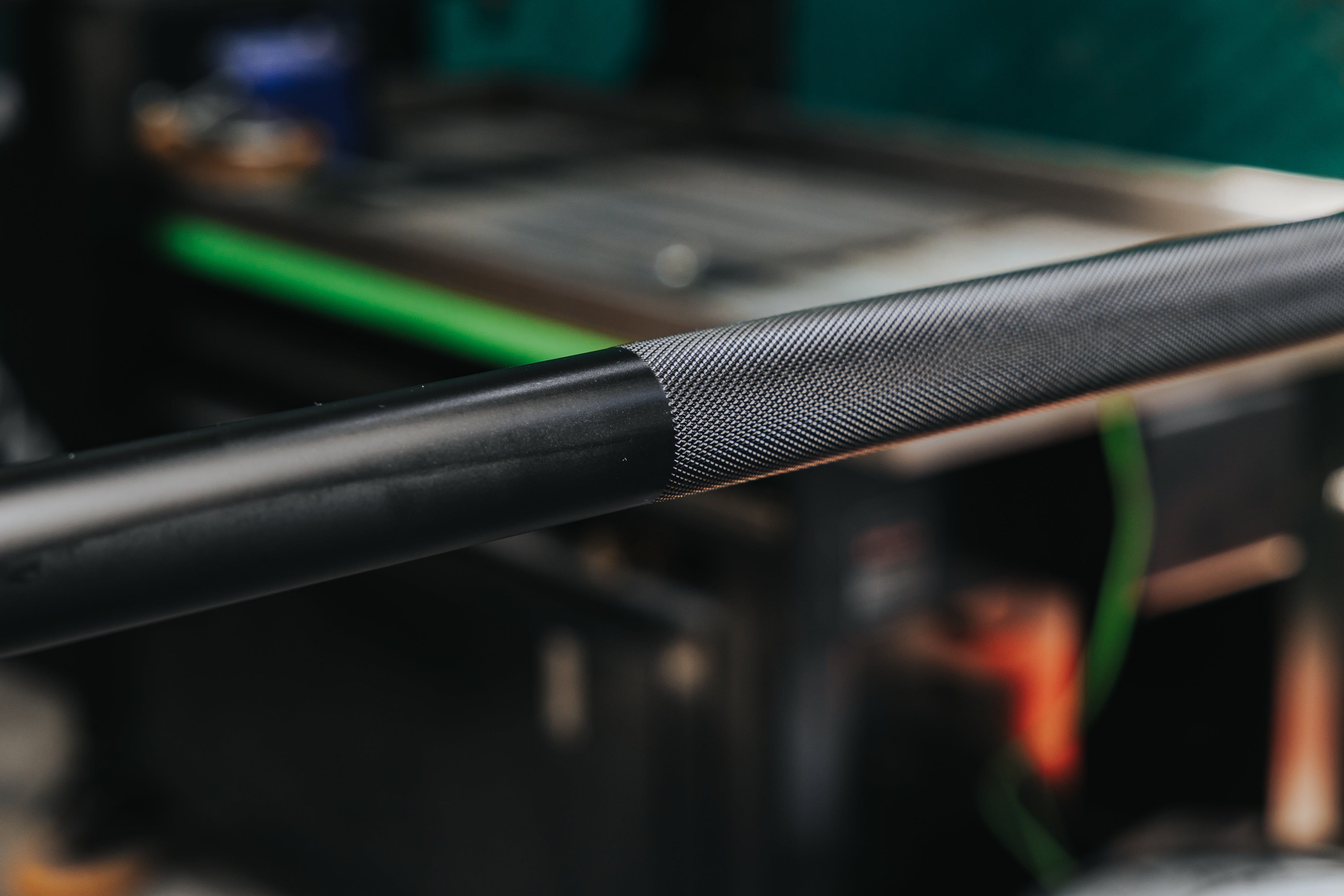 Barra Olimpica Echobar STYRKE Cerakote 45lb