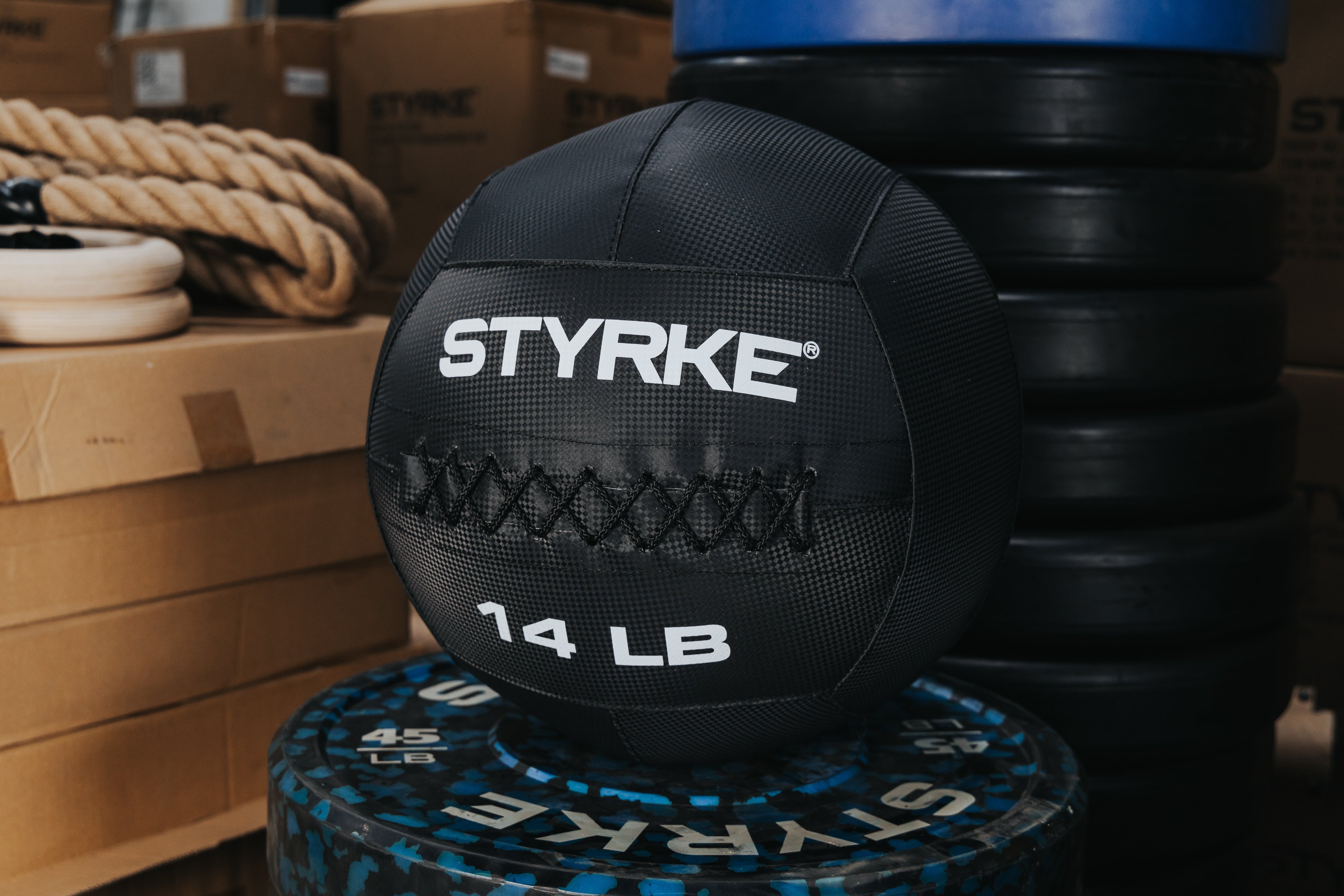 Balon Medicinal SkolPro Carbono 14LB