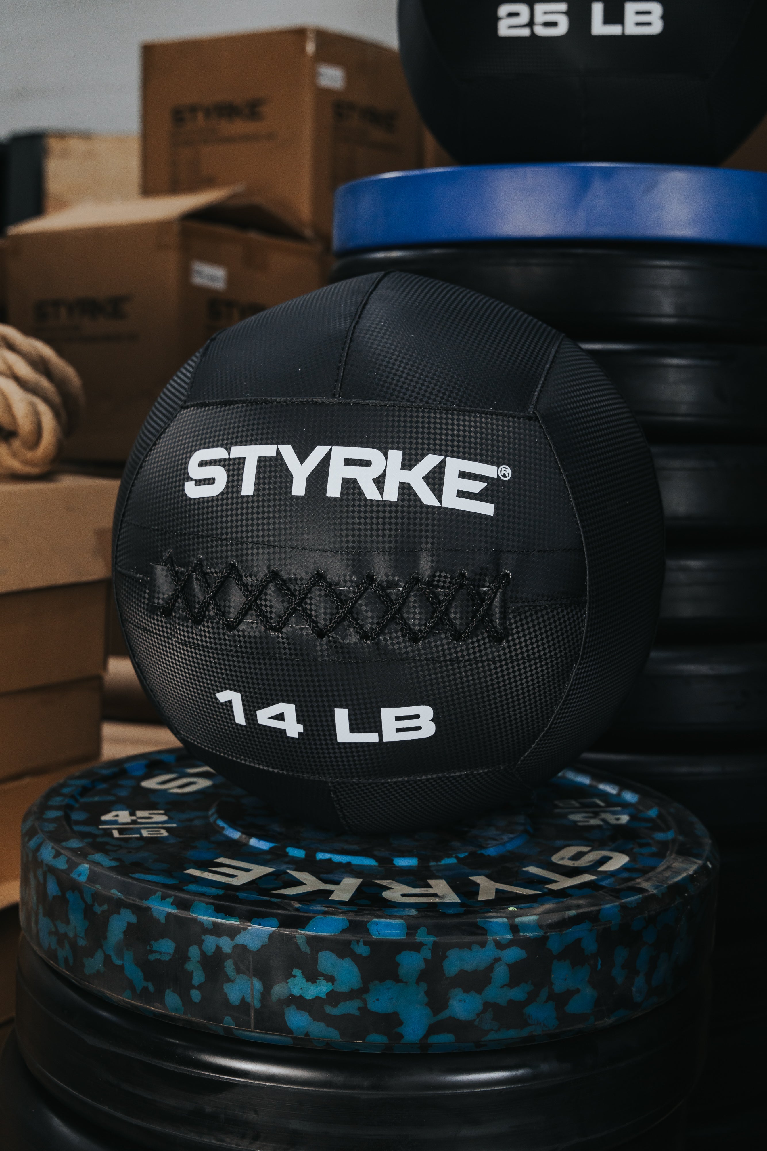 Balon Medicinal SkolPro Carbono 14LB